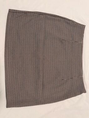 SHEIN Classic Black & White Gingham Pencil Short Skirt Size M - Used